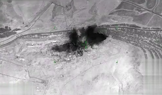 F-16'lar PKK'nın ikinci Kandil'i Sincar'ı b&ouml;yle vurdu... / VİDEO