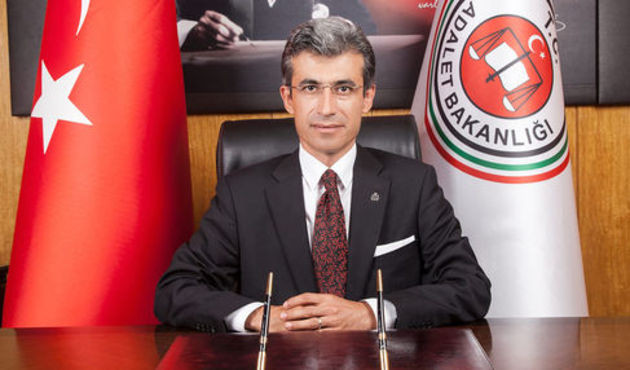 "Şimdi gideceğim, d&ouml;nmeyebilirim! Korkmayın, babanızdan asla utanmayın"