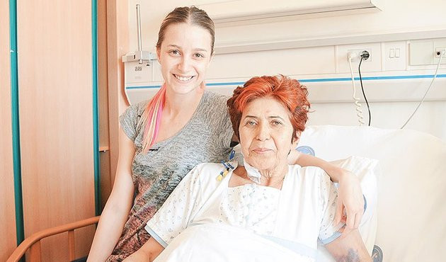 Anneler g&uuml;n&uuml;nde &ouml;yle bir şey yaptı ki!