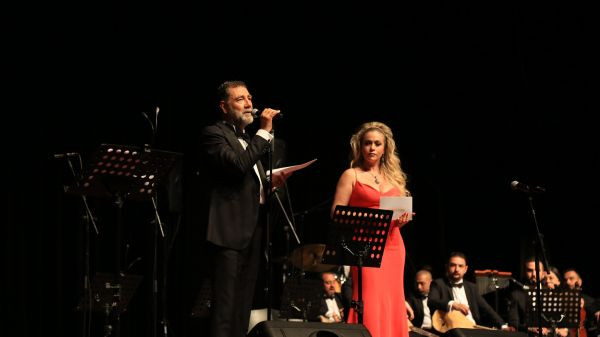 Recai_Cakir_Yeliz_Yesilmen_4320_x_2430