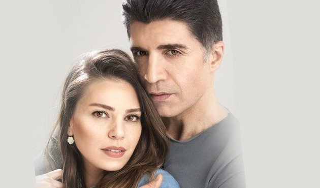 Aslı Enver, &Ouml;zcan Deniz ile aşk iddialarına &ouml;yle bir yanıt verdi ki...