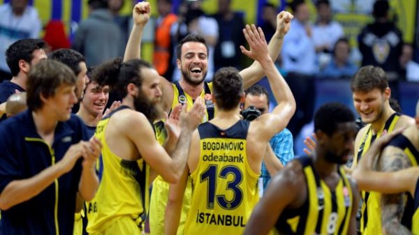 FENERBAHAE_OLYMPAAKOS_MAAI_CANLI_AZLE_TRT_1_CANLI_AZLE_AAFRESAZ_AZLE_FANAL_FOUR_CANLI_YAYIN