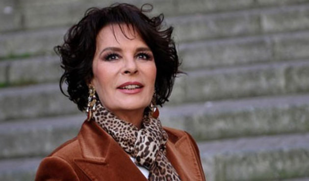 H&uuml;lya Ko&ccedil;yiğit ameliyat oldu! İşte son durumu