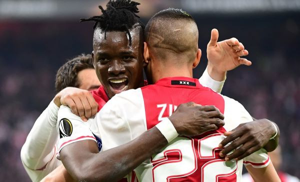 AJAX_MANCHESTER_UNATED_TRT_1_CANLI_AZLE_AAFRESAZ_AZLE_TRT_SPOR_CANLI_YAYIN