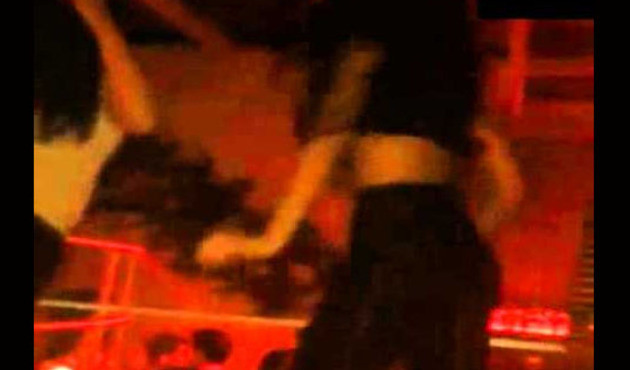 Direk dansı adı altında pornografik danslar...