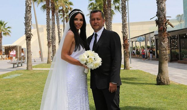 G&uuml;lşen ve Ozan &Ccedil;olakoğlu dolandırıldı... &Ccedil;ek karşılıksız &ccedil;ıktı!