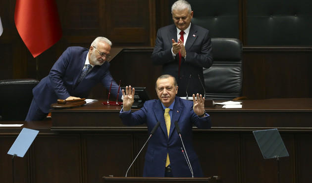 AK Parti grubunda Erdoğan heyecanı! TBMM'deki tarihi g&uuml;nden kareler...