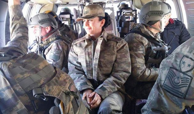 Helikopter kazasında şehit olan Kurmay Yarbay Song&uuml;l Yakut'un ailesinden mesaj var...