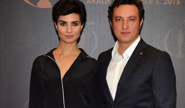 Tuba B&uuml;y&uuml;k&uuml;st&uuml;n ve Onur Saylak boşandı...