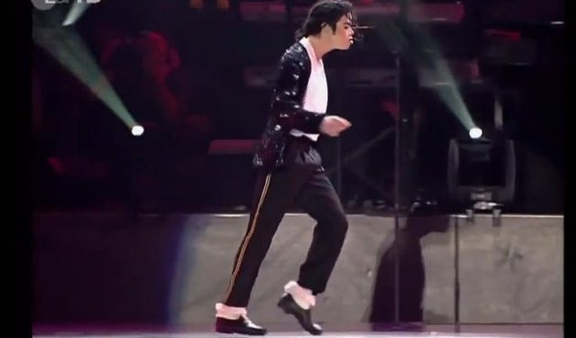 Michael Jackson gibi y&uuml;r&uuml;yorsanız beyninizde sorun olabilir
