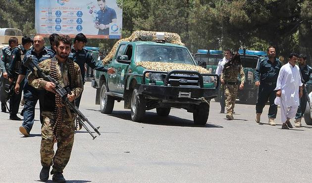 Afganistan'da bankaya bombalı saldırı! 31 &ouml;l&uuml;, 61 yaralı...