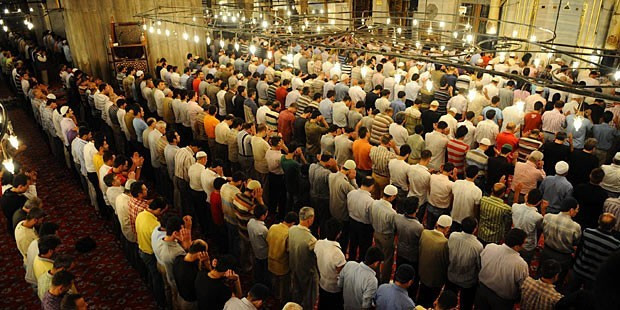T&uuml;rkiye genelinde il il bayram namazı saatleri