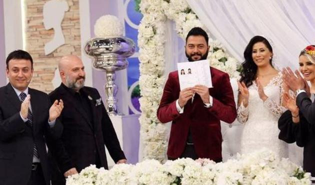 Ekranların &uuml;nl&uuml; damat adayı Caner Toygar evlendi!