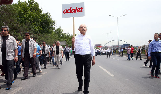Ankara'dan yola &ccedil;ıkan CHP lideri Kılı&ccedil;daroğlu 25 g&uuml;n sonra İstanbul'da