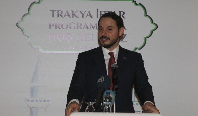 Bakan Albayrak: Bunu s&ouml;yleyen ya bu darbenin i&ccedil;indedir, ya da destek&ccedil;isidir...