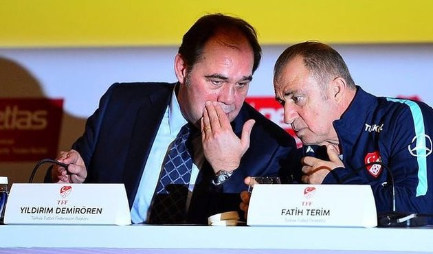 Fatih Terim istifa mı etti, g&ouml;revden mi alındı? İşte ayrılığın &ccedil;ok &ccedil;arpıcı perde arkası...