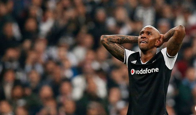 Benfica'dan Beşiktaş'a s&uuml;rpriz Talisca teklifi!