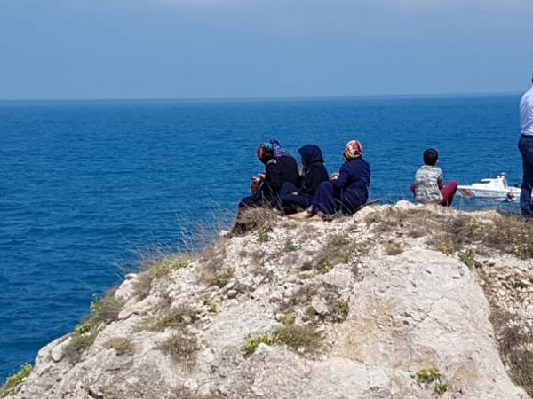 kurbaga-adamlar-furkan-i-karadeniz-de-de-ariyor-9659932
