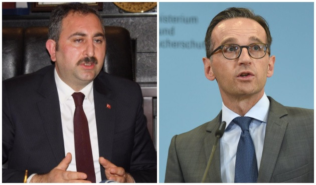 Adalet Bakanı G&uuml;l,  Alman mevkidaşı ile telefonla g&ouml;r&uuml;şt&uuml;...
