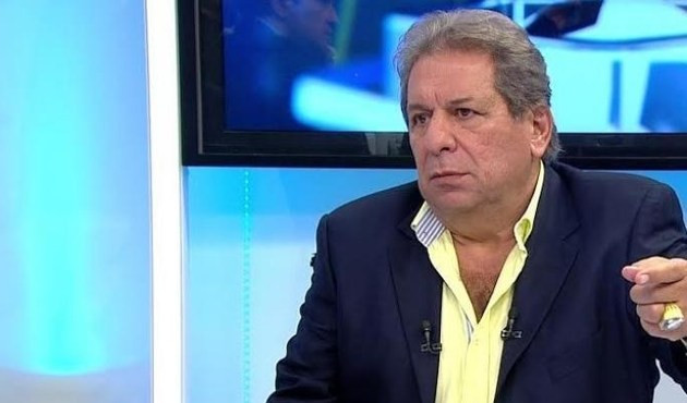 Erman Toroğlu a&ccedil;tı ağzını yumdu g&ouml;z&uuml;n&uuml;...