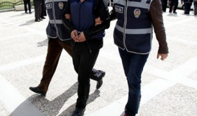 Ter&ouml;r &ouml;rg&uuml;t&uuml; &uuml;yeleri sınırda yakalandı!
