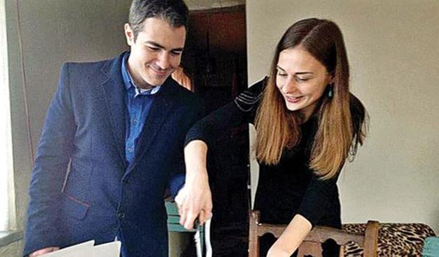 Eşini ve baldızını &ouml;ld&uuml;r&uuml;p, intihara kalkıştı