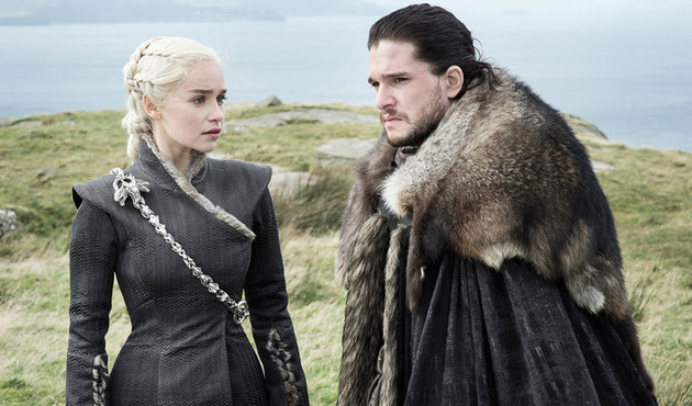 Game of Thrones'ta merak edilen Jon Snow'un ailesi sırrı sonunda &ccedil;&ouml;z&uuml;ld&uuml;!