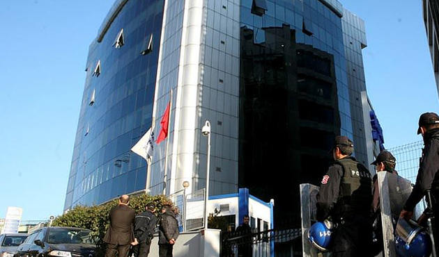 Hava Kuvvetleri'nden FET&Ouml;'c&uuml; Kaynak Holding'e milyonlarca dolar ve TL aktarıldı