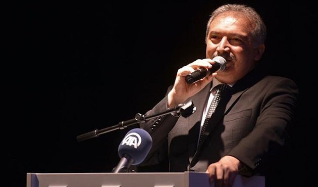 AK Parti'nin İstanbul B&uuml;y&uuml;kşehir Belediye Başkan adayı Mevl&uuml;t Uysal oldu!