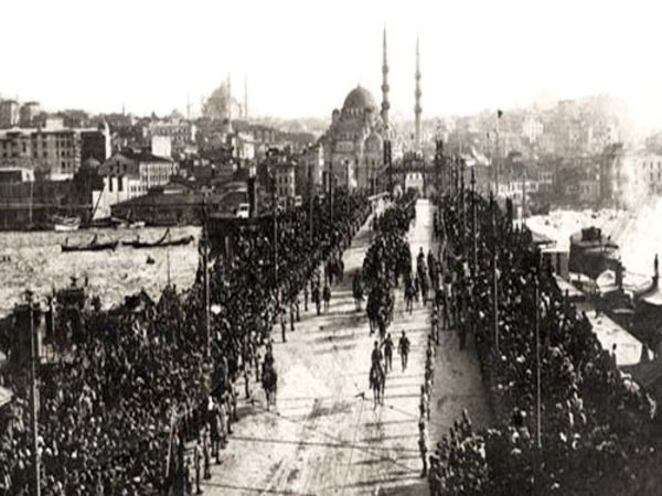 6-ekimde-istanbulun-kurtulusunun-93-yil-rsbf