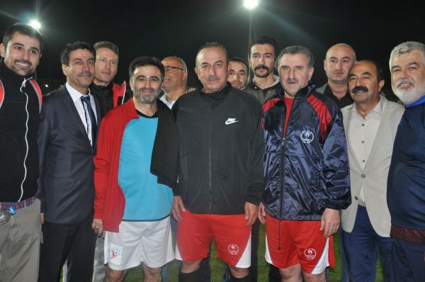 ak_parti_futbol
