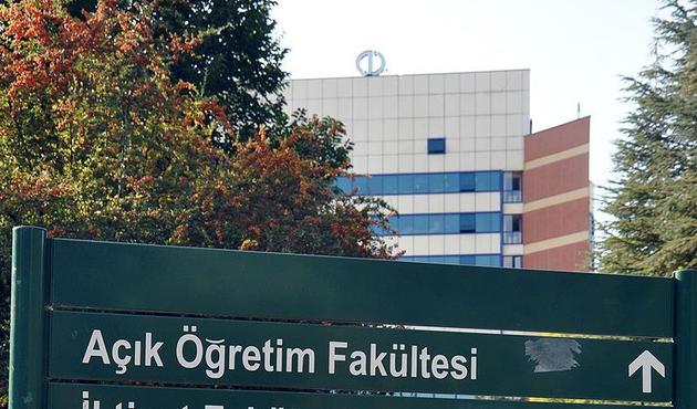 A&ccedil;ık&ouml;ğretim'de yabancı dilde eğitim d&ouml;nemi!