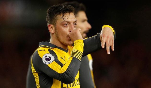 Fikret Orman'dan Mesut &Ouml;zil'e: Ocak'ta g&ouml;r&uuml;ş&uuml;r&uuml;z