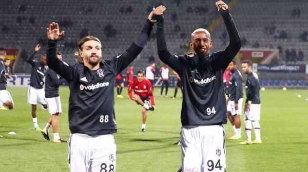 caner_ve_talisca_el_ele_1507913630_412
