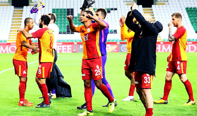 Galatasaray'da tarih tekerr&uuml;r edecek mi?