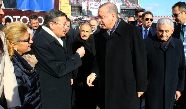 Melih G&ouml;k&ccedil;ek, Cumhurbaşkanı Erdoğan'dan bir g&ouml;r&uuml;şme daha talep etti!
