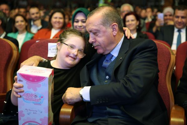 erdoAan_down3