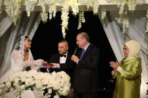 erdoAan_gAkhan3
