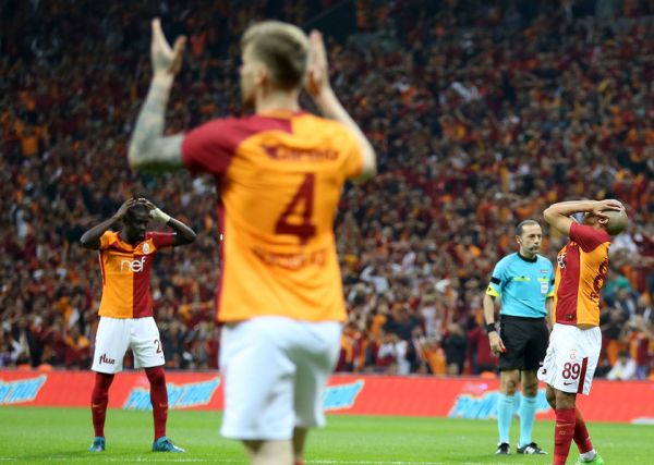 galatasaray_0-0_fenerbahcIe_genisI_oIzet_izle