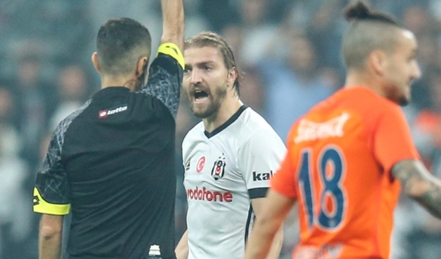 Caner Erkin'e g&ouml;r&uuml;lmemiş ceza!