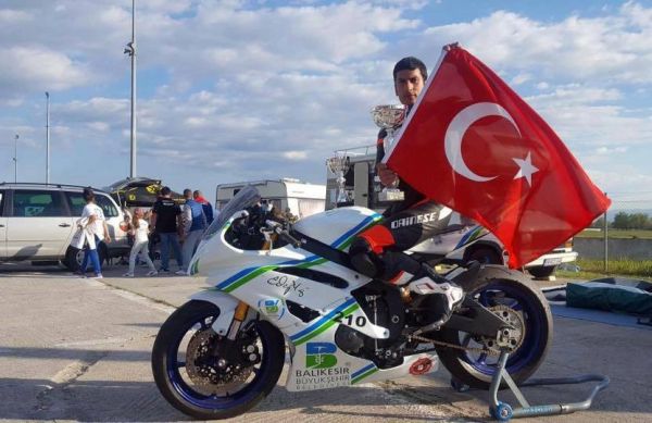 moto2