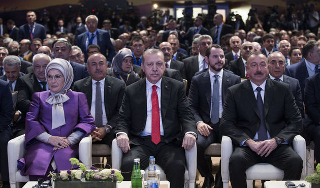 Bak&uuml;-Tiflis-Kars Demiryolu Hattı g&ouml;rkemli bir t&ouml;renle a&ccedil;ıldı!
