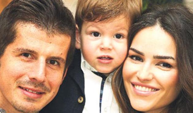 Emre Bel&ouml;zoğlu ve eşi yarın bebeklerine kavuşuyor!