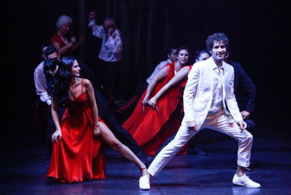 demet-ozdemir-in-yeni-filmi-icin-yaptigi-atesli-10235141_1520_m
