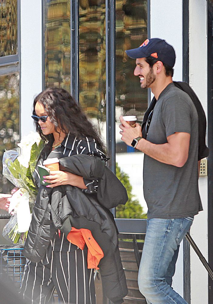 900_rihanna_hasaan_jameel_MEGA46143_001_062917