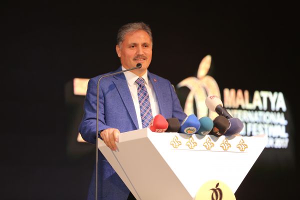 Malatya_BAyAkAehir_Belediye_BaAkanA_Ahmet_AakAr
