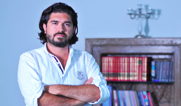 Rasim Ozan K&uuml;tahyalı neden kovuldu?