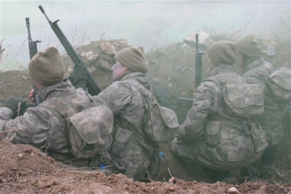 jandarma_kadAn8