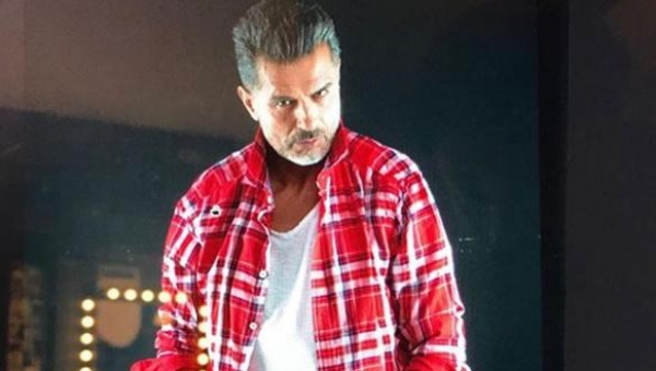 cropped_content_yasar-alptekin-stil-degistirdi_7B1jU78PM3OhKfF