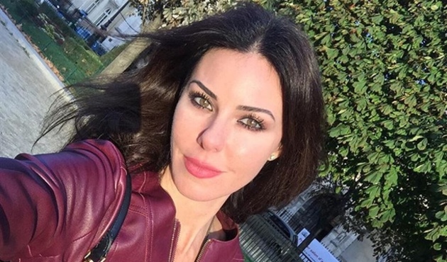 Defne Samyeli oyunculuğun ardından bakın ne yapmaya hazırlanıyor?